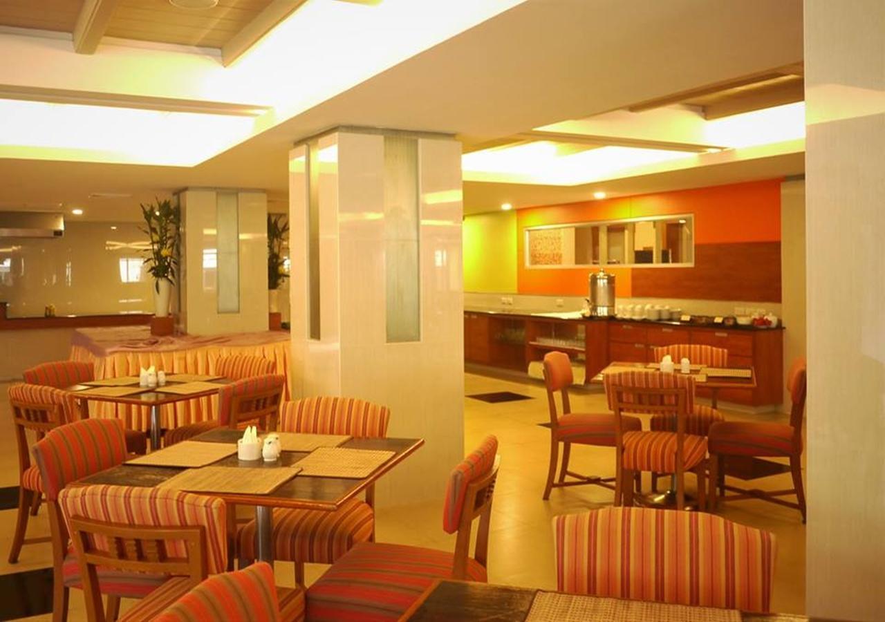Long Beach Cha-Am Hotel Exterior photo