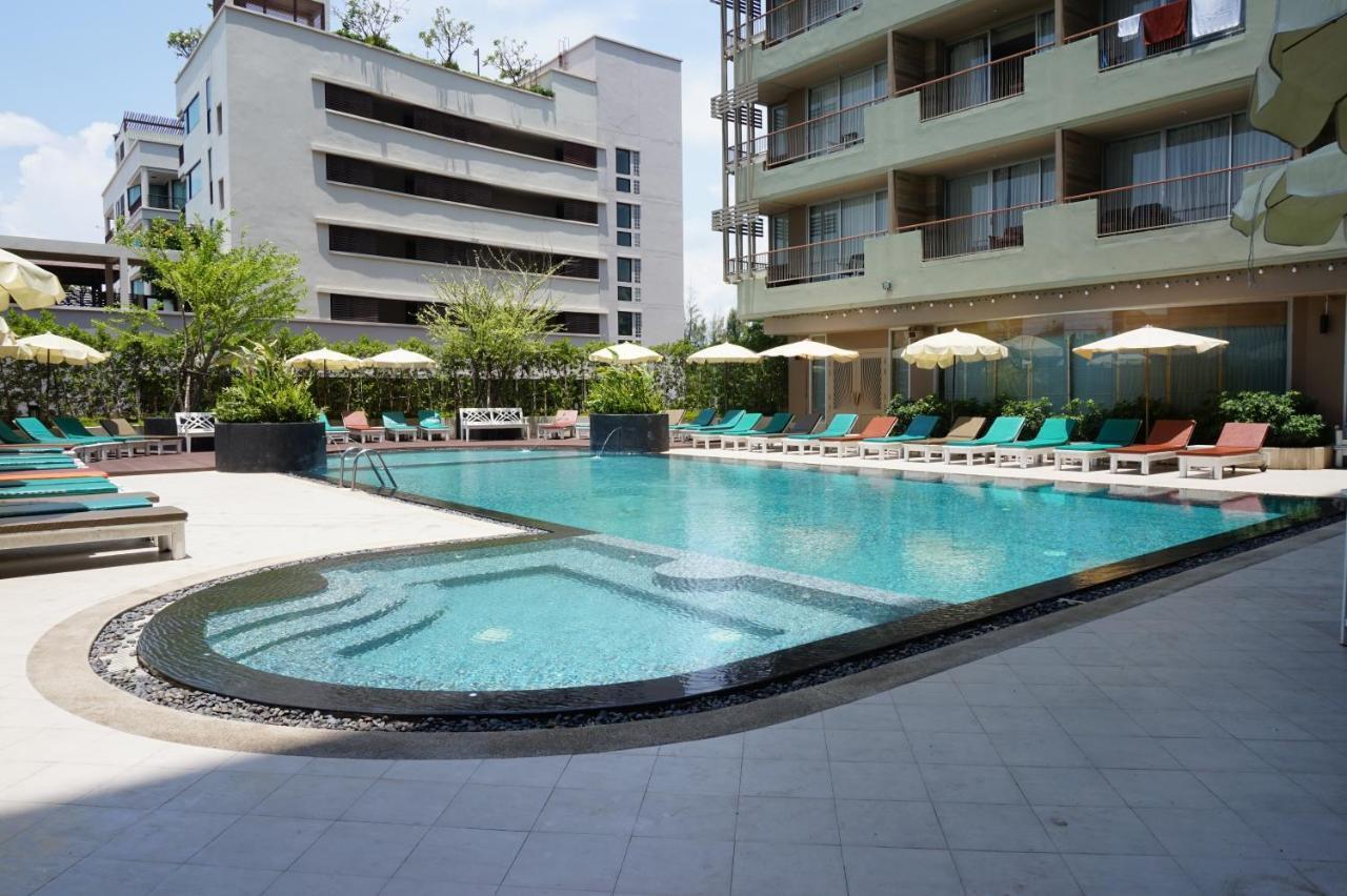 Long Beach Cha-Am Hotel Exterior photo